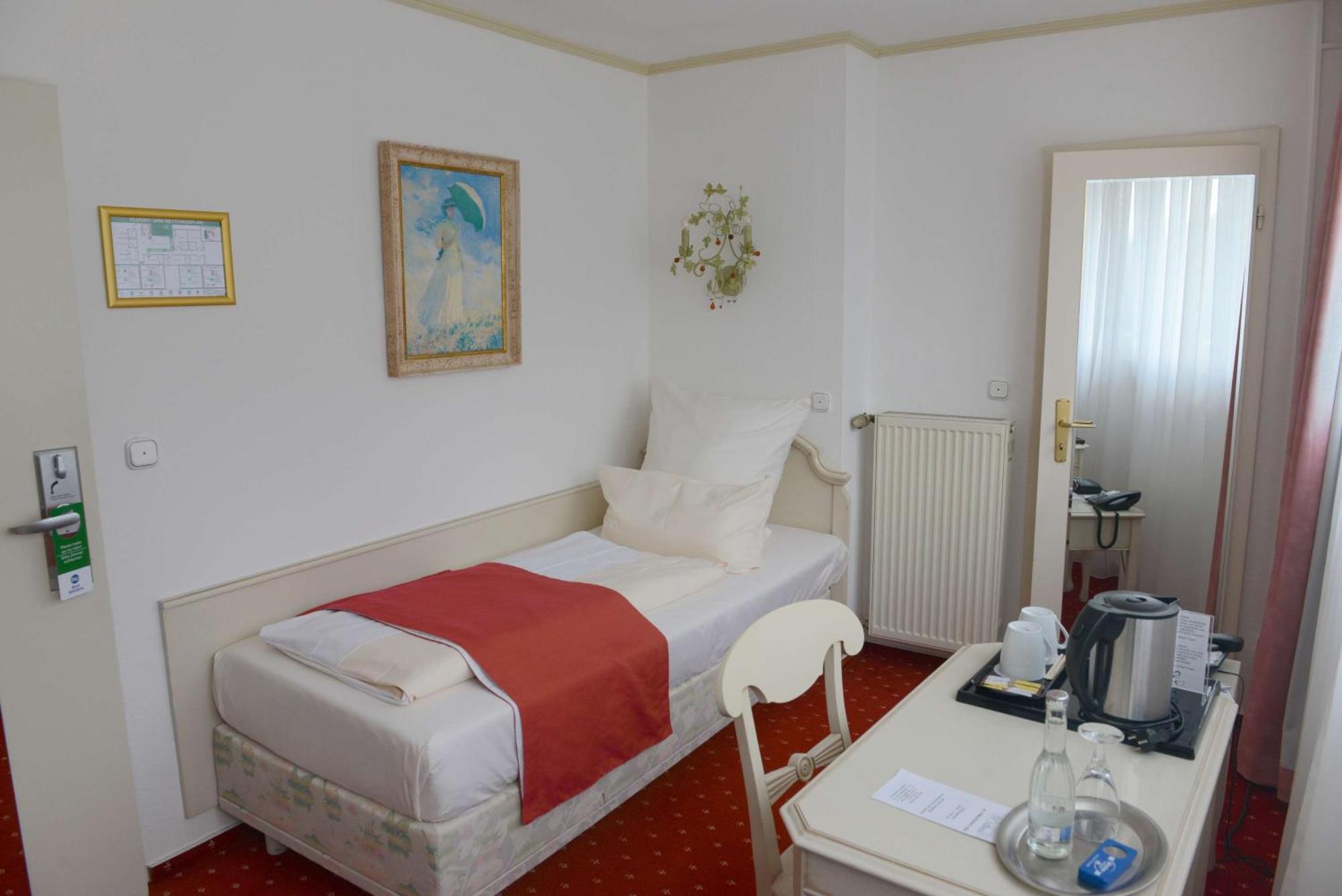 Sure Hotel By Best Western Rhoen Garden Poppenhausen Kültér fotó