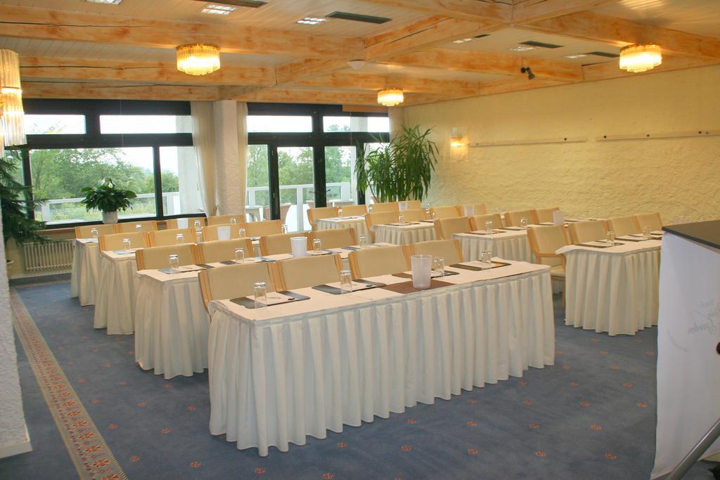 Sure Hotel By Best Western Rhoen Garden Poppenhausen Kültér fotó