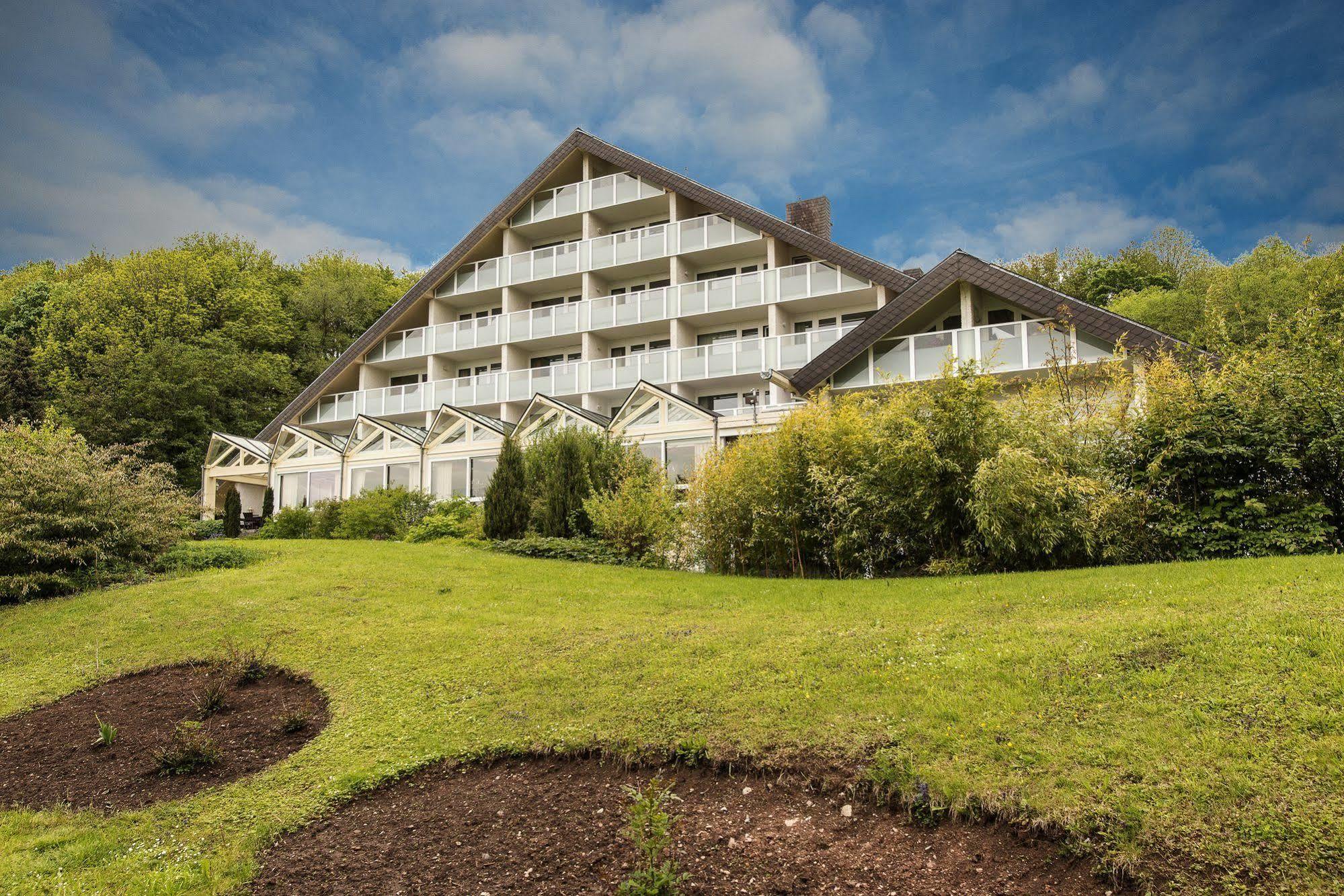 Sure Hotel By Best Western Rhoen Garden Poppenhausen Kültér fotó