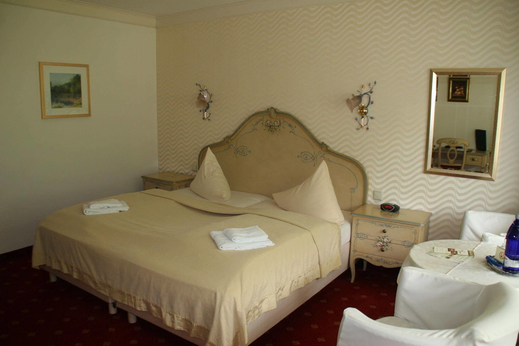 Sure Hotel By Best Western Rhoen Garden Poppenhausen Kültér fotó