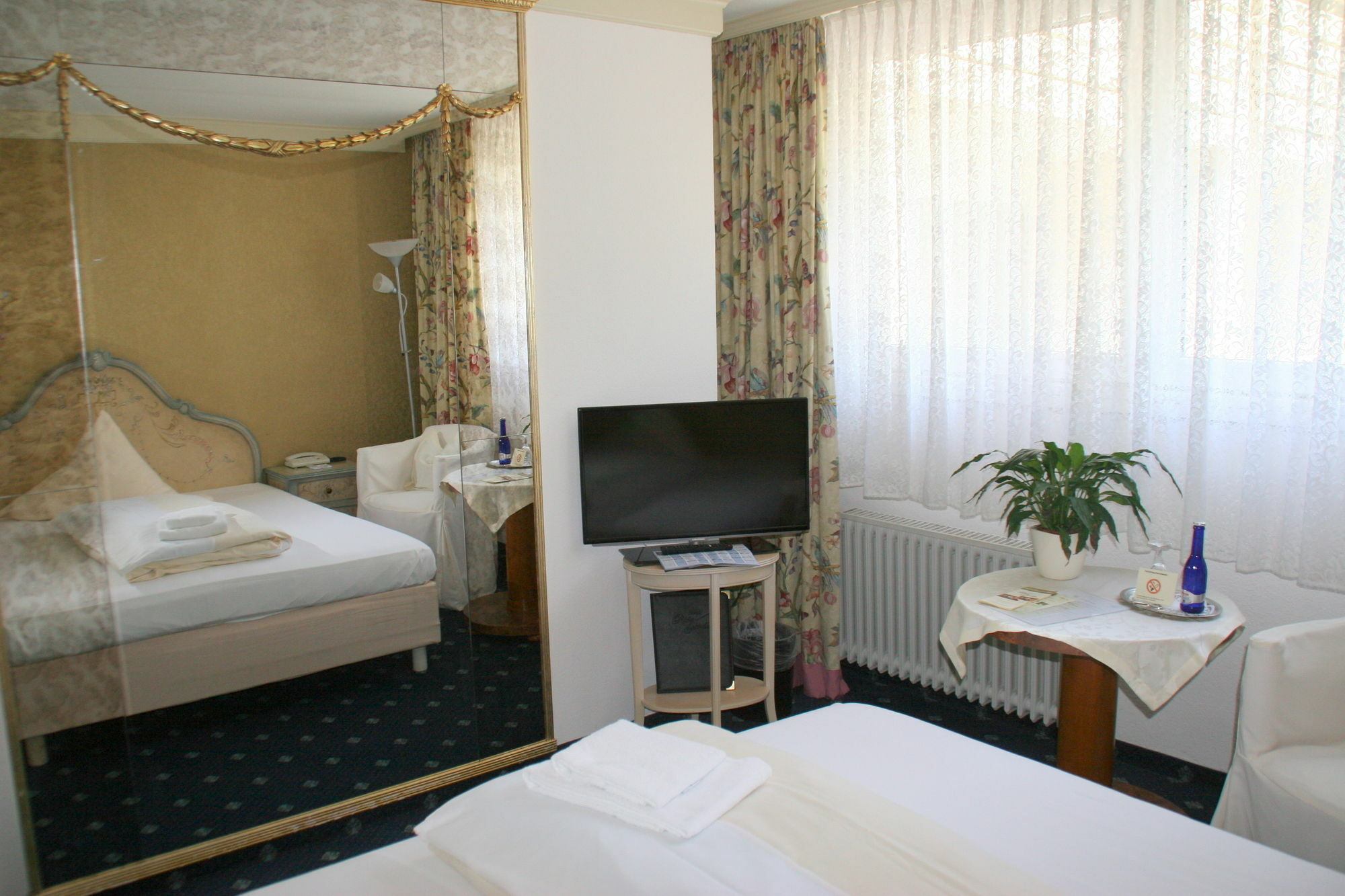 Sure Hotel By Best Western Rhoen Garden Poppenhausen Kültér fotó